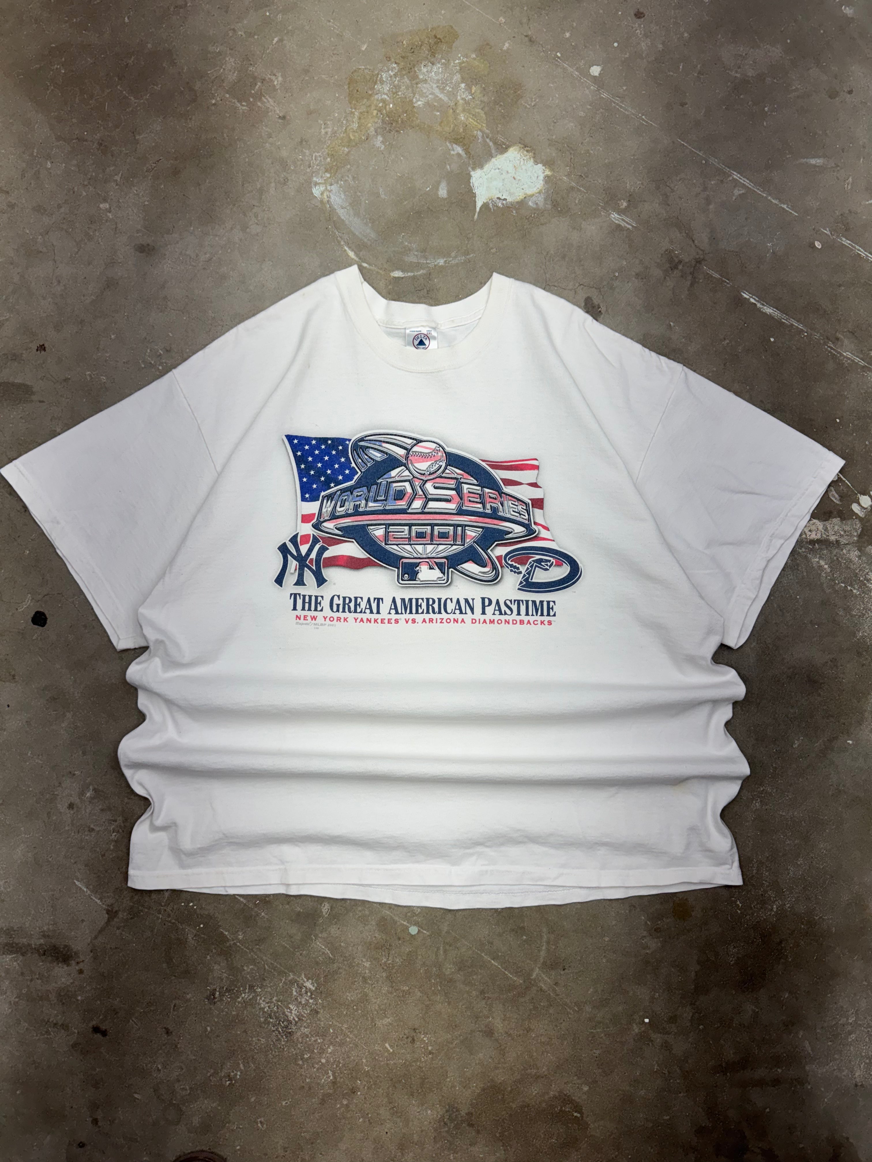 Vintage 2001 Yankees vs Diamondbacks T-Shirt- 2XL