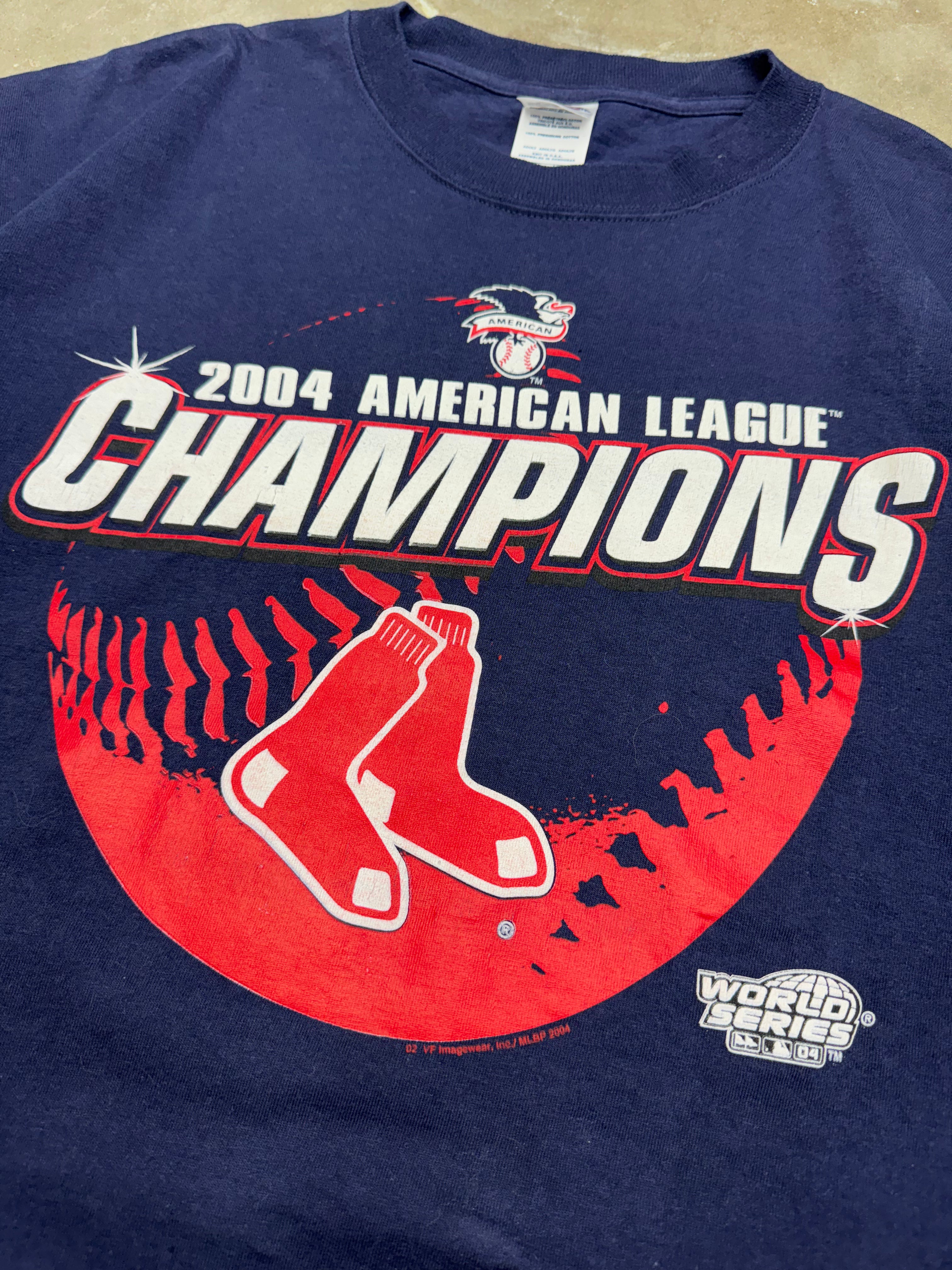 Vintage 2004 Boston Red Sox T-Shirt- Large
