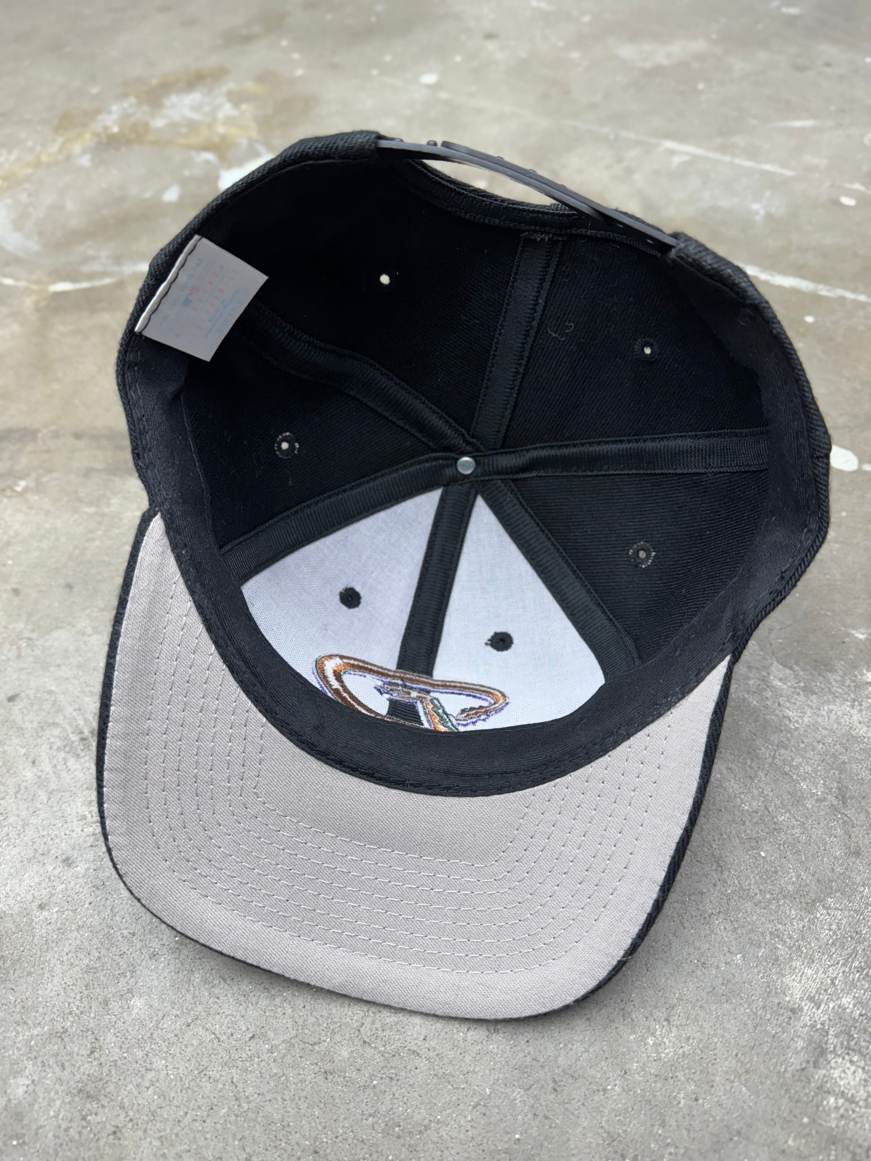 Vintage Arizona Diamondbacks Snapback- WOOL BLEND