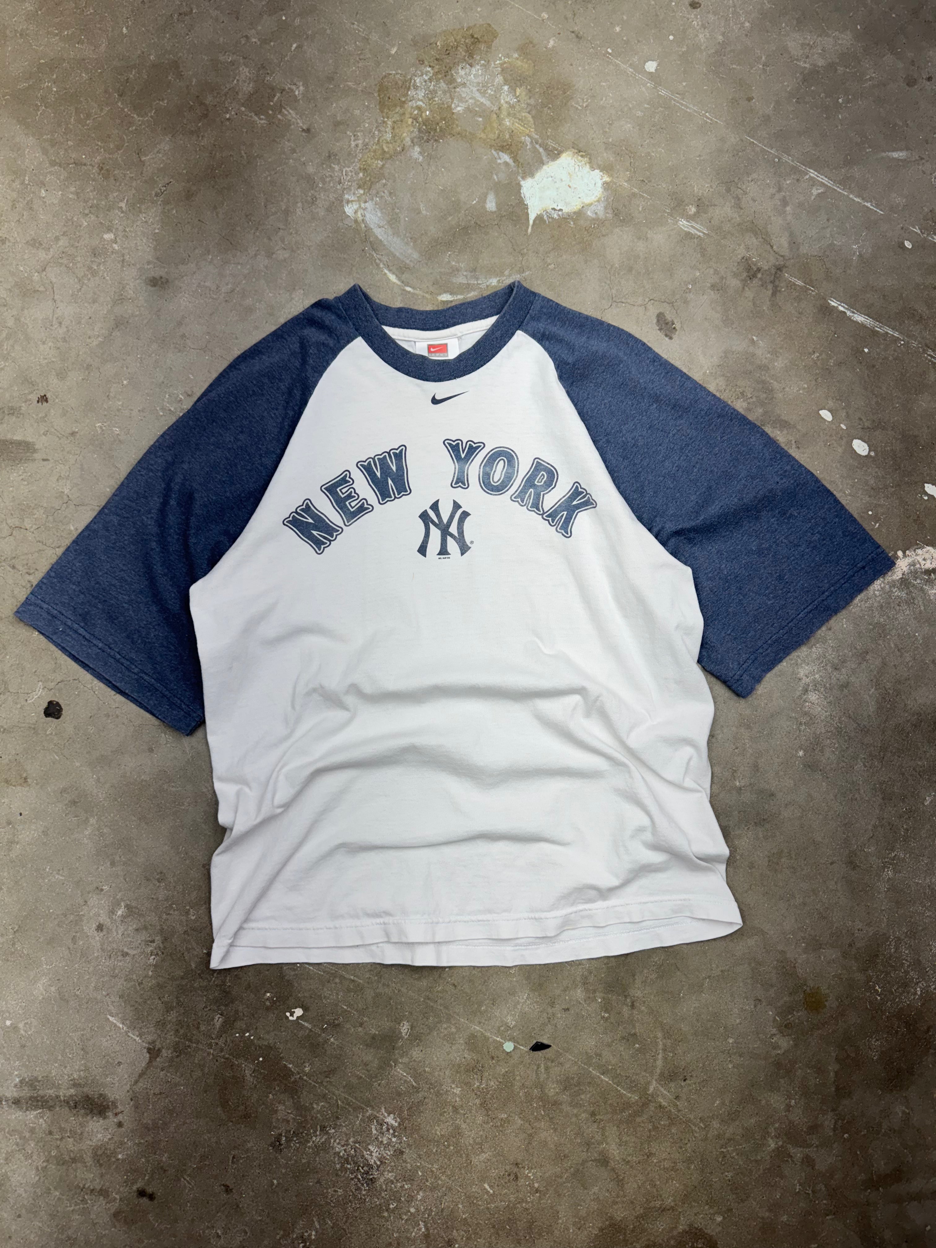 2008 New York Yankees T-Shirt- Medium